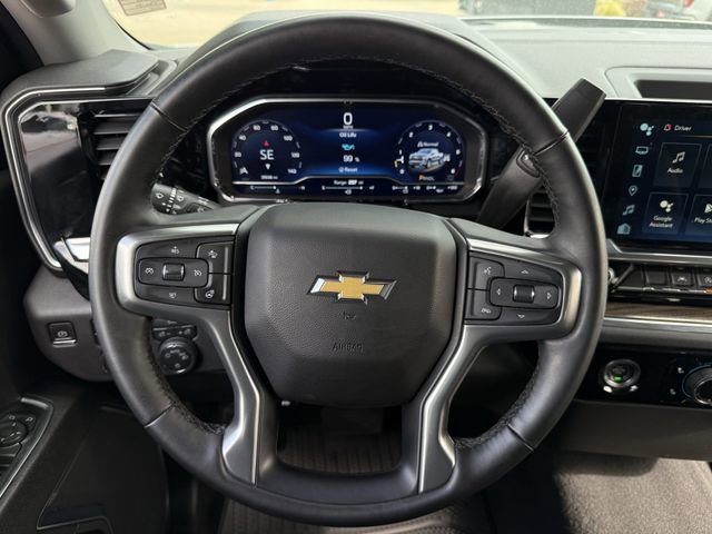 Used 2023 Chevrolet Silverado 1500 LT AWD/4WD image 17