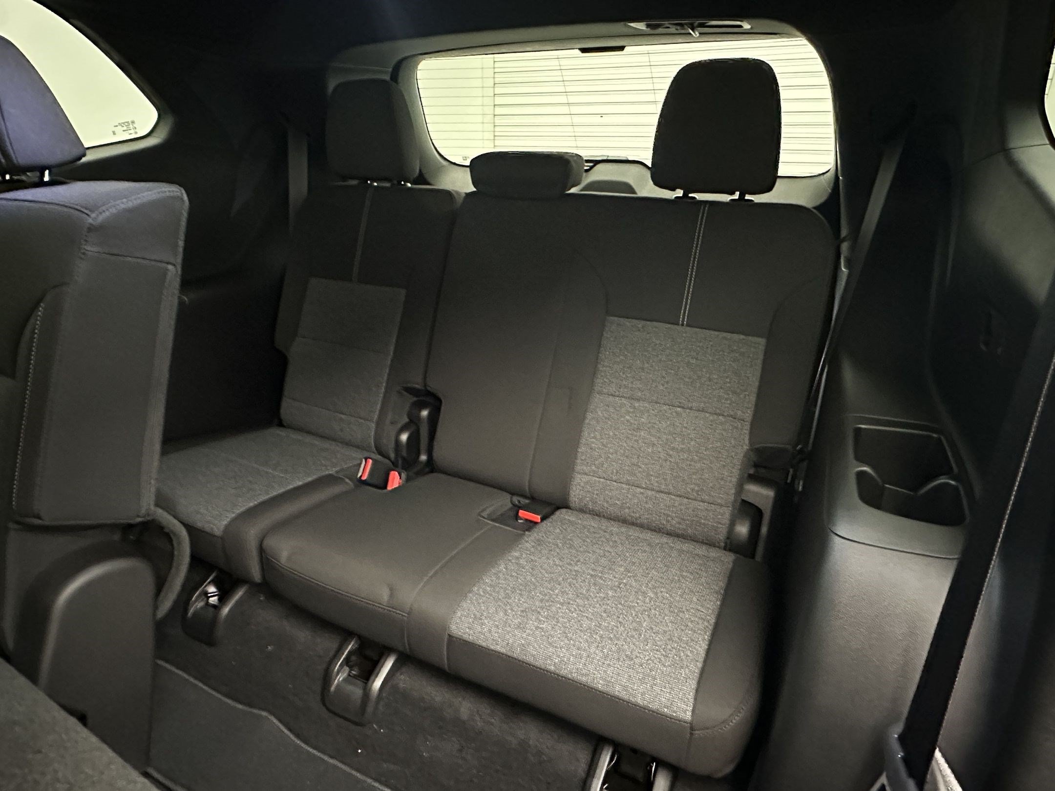 Certified 2026 GMC Acadia Elevation AWD/4WD image 32