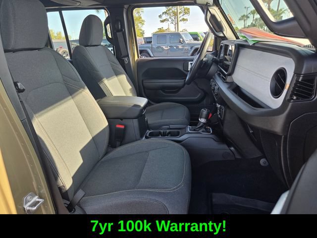 Certified 2025 Jeep Gladiator Sport AWD/4WD image 19
