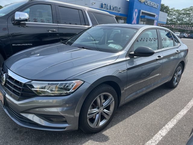 Used 2019 Volkswagen Jetta R-Line FWD image 1