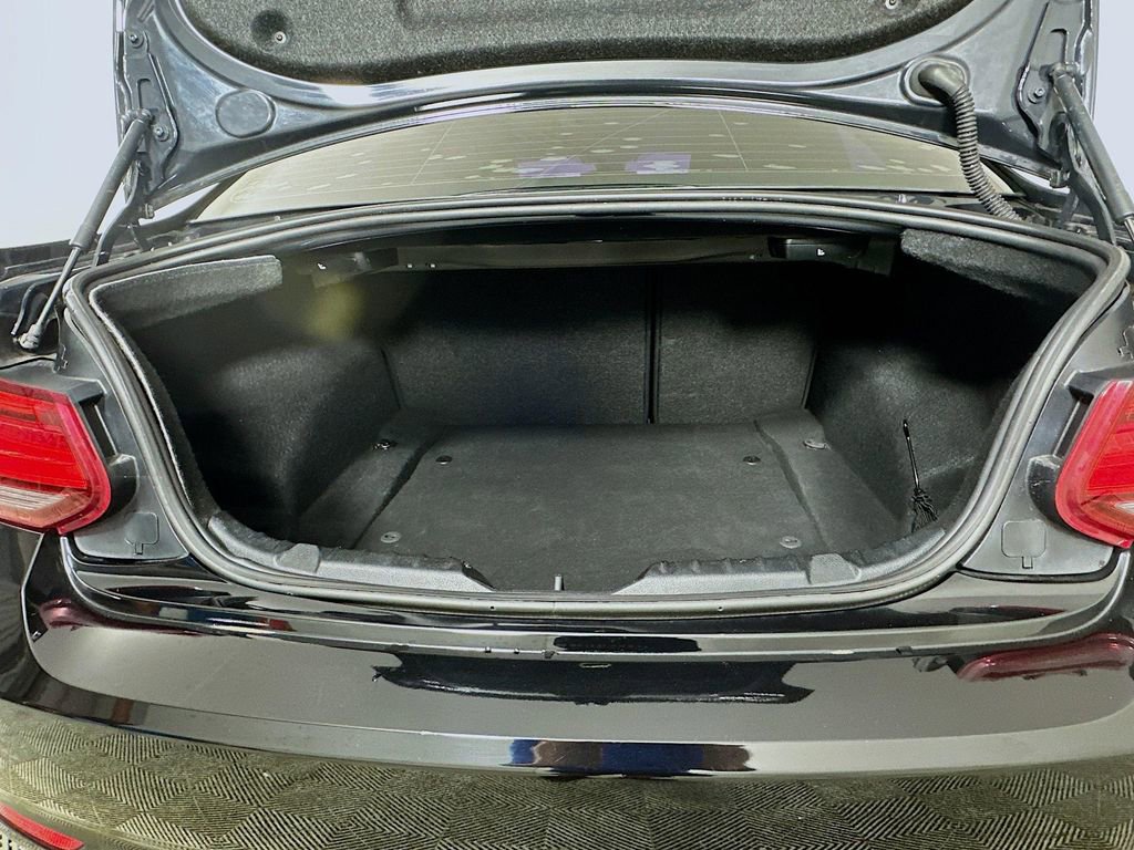 Used 2018 BMW 230i Coupe image 33