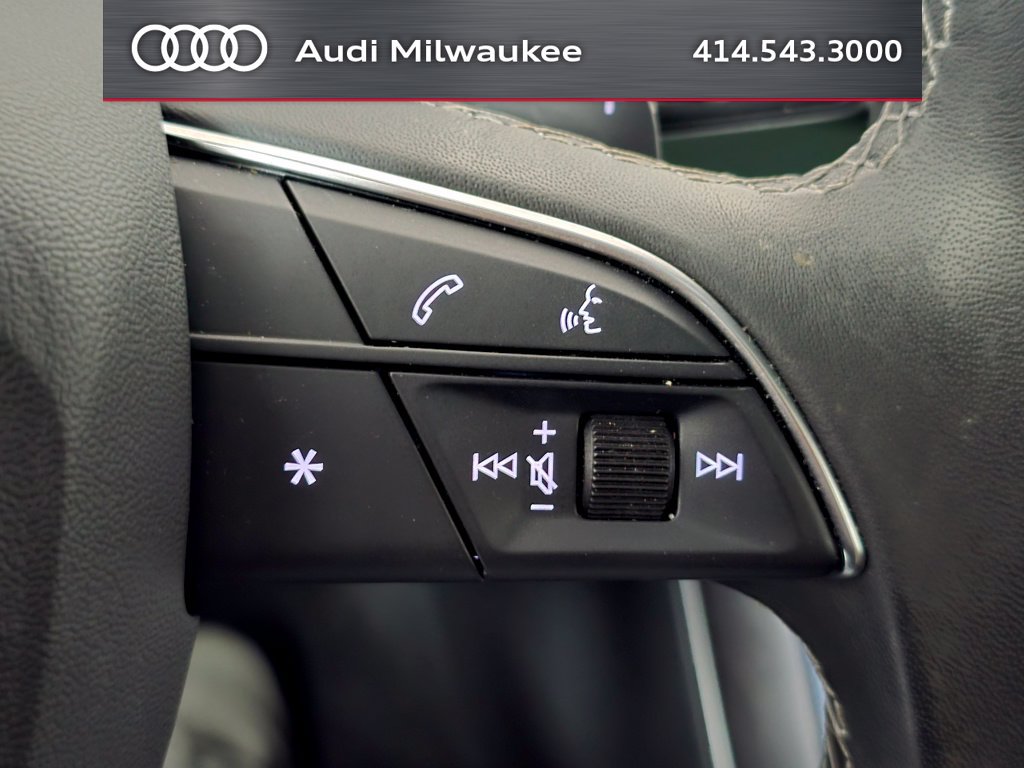 Used 2023 Audi Q8 Premium w/ Convenience Package AWD/4WD image 37