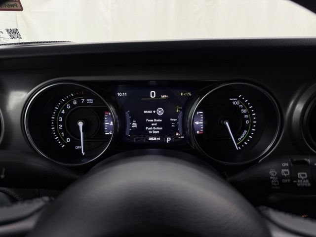 Used 2023 Jeep Wrangler Unlimited w/ Sun & Screen Package AWD/4WD image 24
