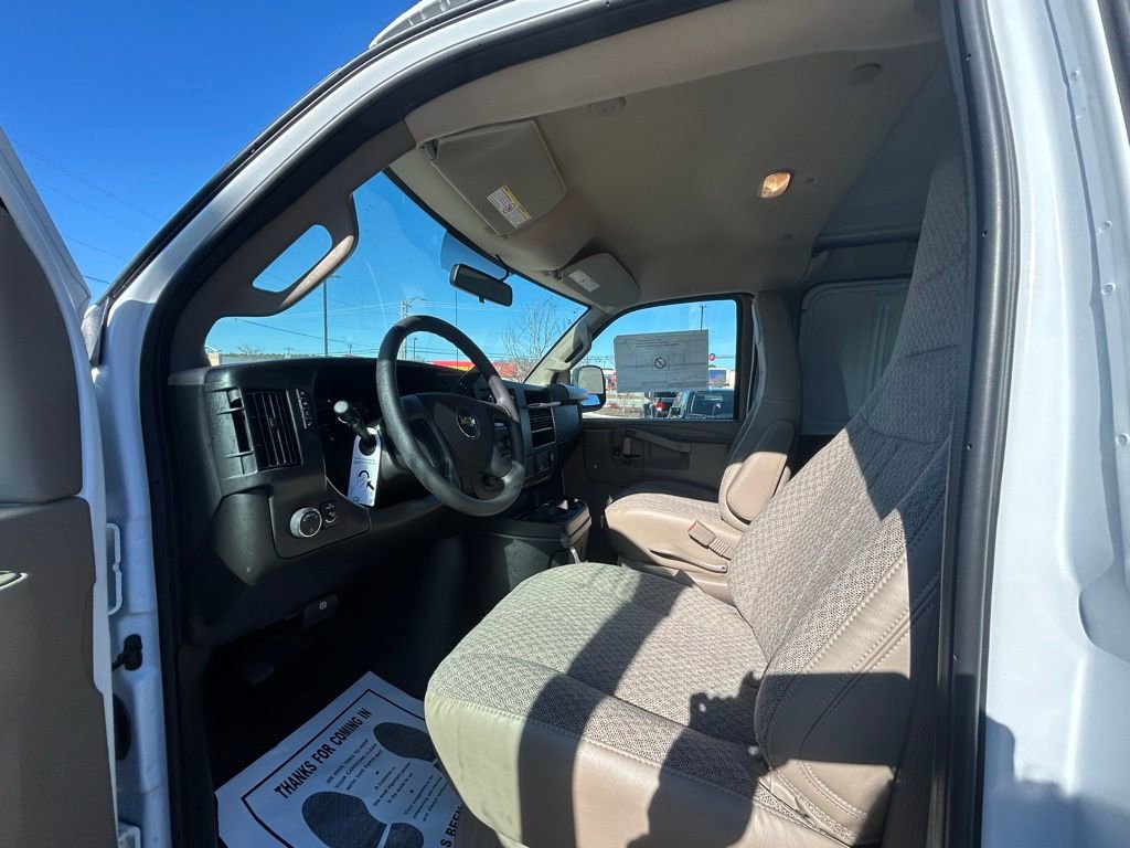 New 2025 Chevrolet Express 2500 RWD image 19
