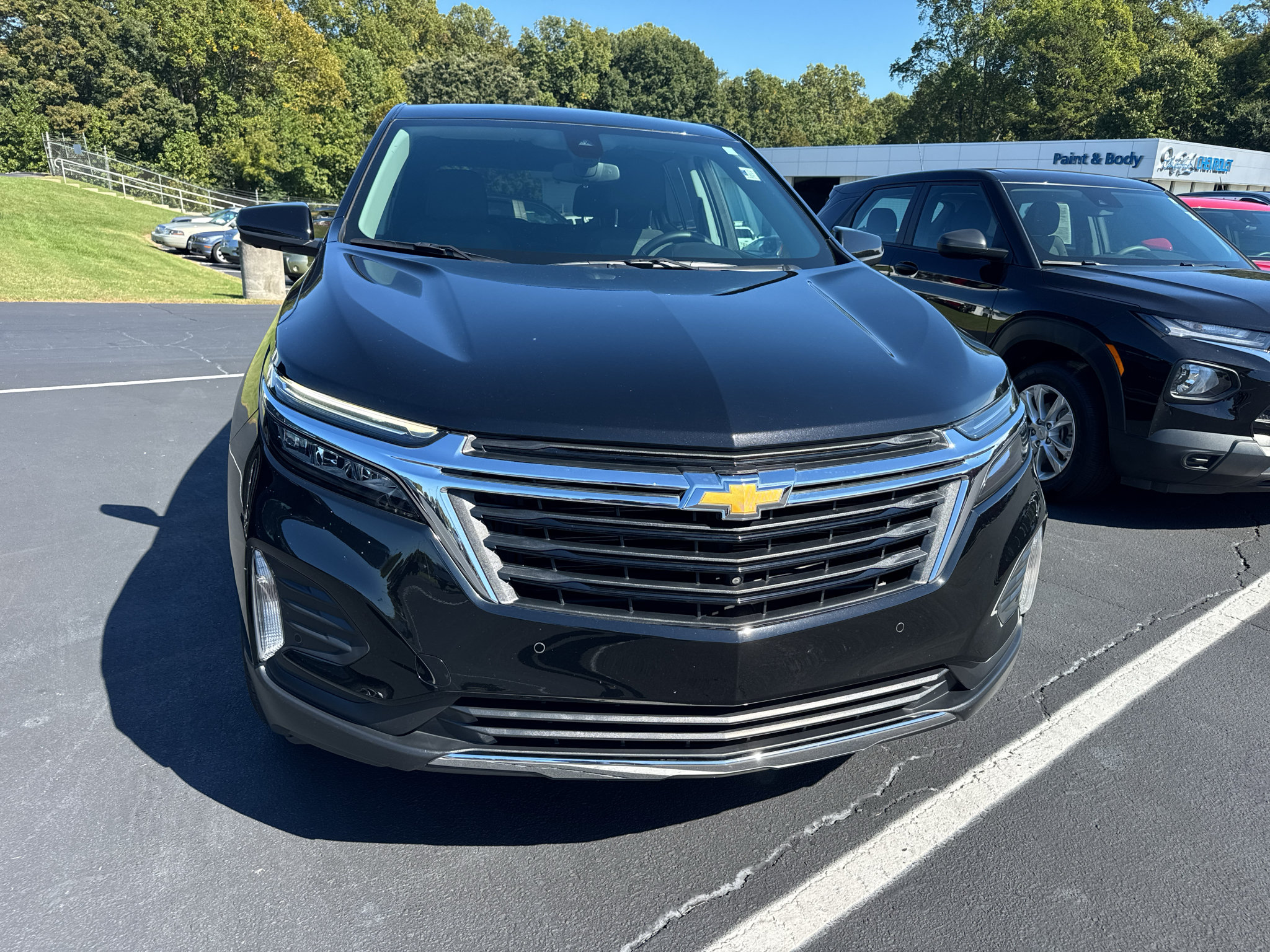Used 2024 Chevrolet Equinox LT FWD image 2