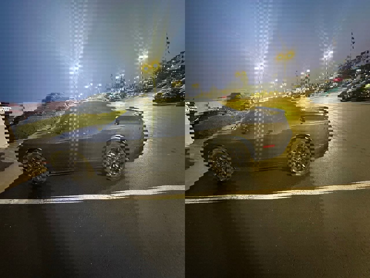 Used 2020 Dodge Challenger SXT w/ Blacktop Package image 2