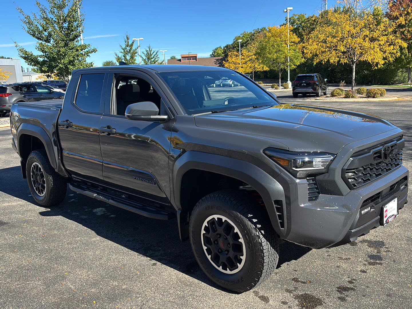 Used 2026 Toyota Tacoma TRD Off-Road w/ TRD Off Road Upgrade Package AWD/4WD image 9