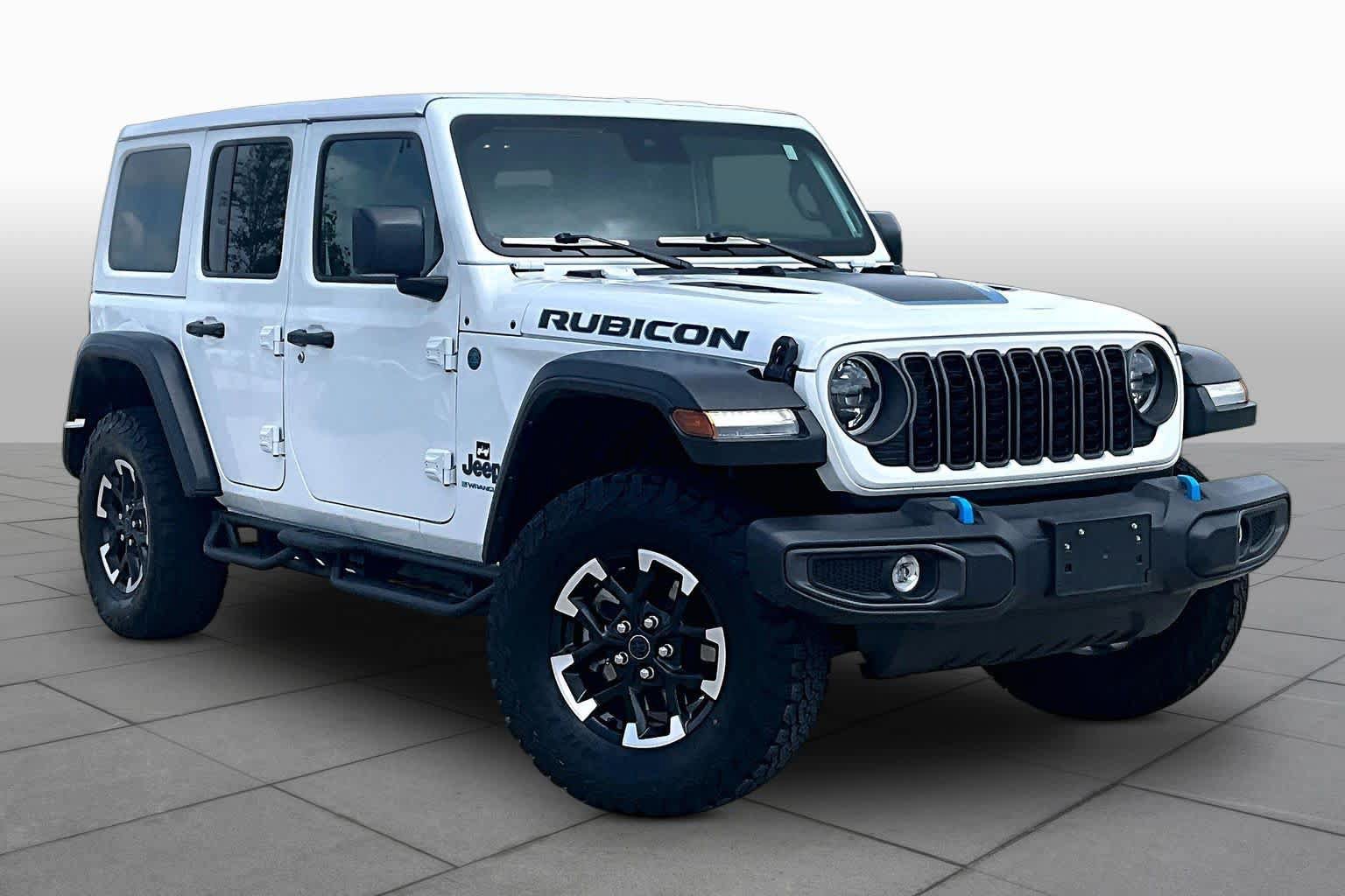 Used 2024 Jeep Wrangler Unlimited Rubicon 4xe w/ Convenience Group AWD/4WD image 2