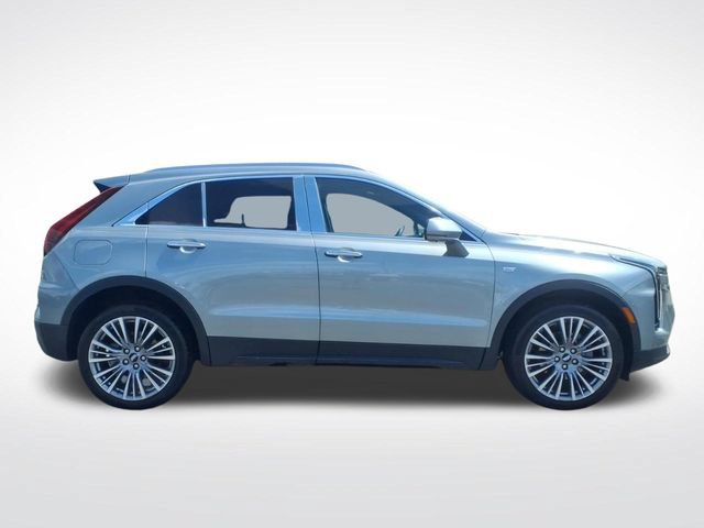 Used 2025 Cadillac XT4 Premium Luxury w/ Technology Package AWD/4WD image 6