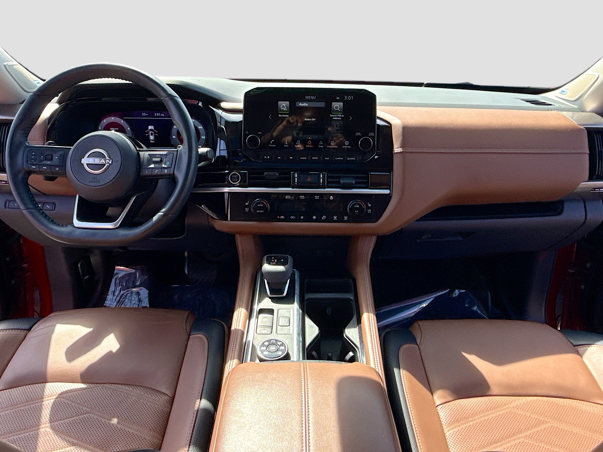 Used 2024 Nissan Pathfinder Platinum w/ Black Appearance Package AWD/4WD image 3
