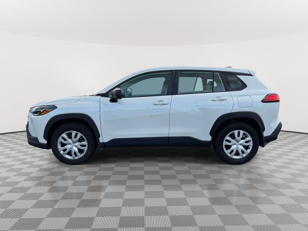 Used 2023 Toyota Corolla Cross L FWD image 4