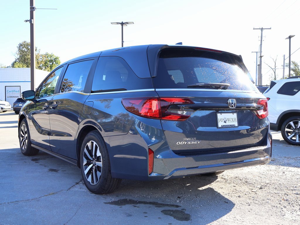 New 2026 Honda Odyssey EX-L image 4