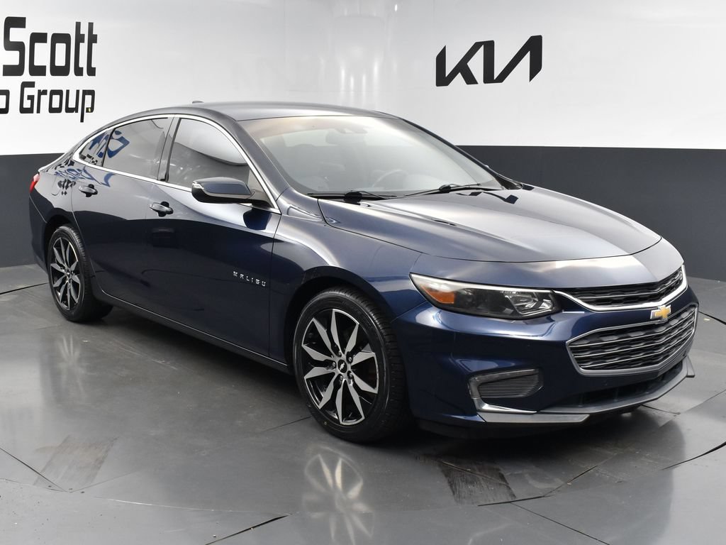 Used 2016 Chevrolet Malibu LT FWD image 7