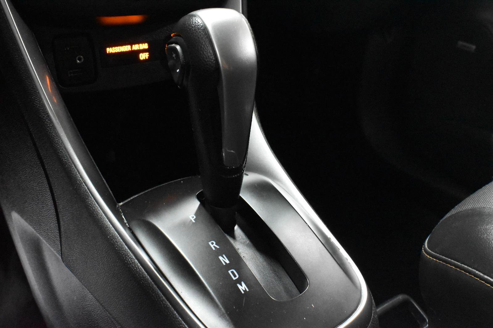 Used 2020 Chevrolet Trax LT w/ Sun & Sound Package image 18