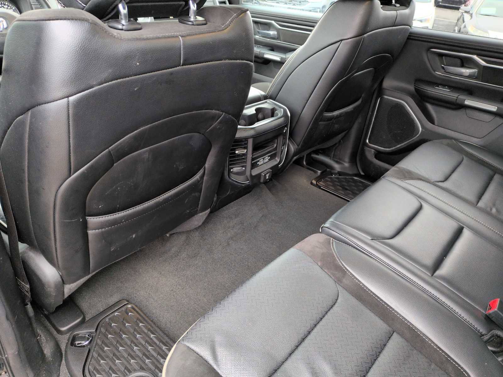 Used 2023 RAM 1500 Laramie image 30