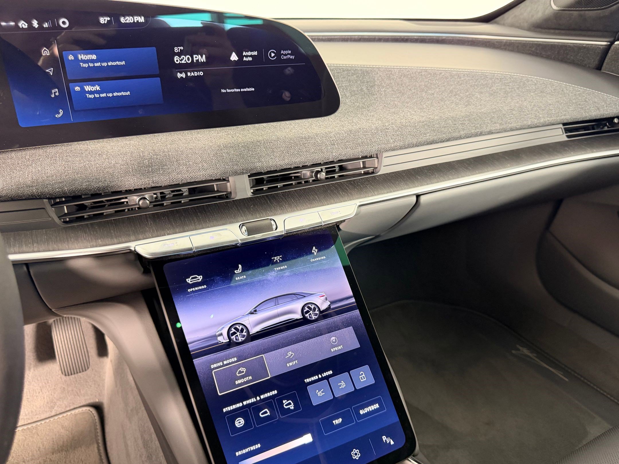 Used 2024 Lucid Air Pure image 24