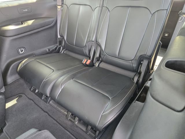 Used 2021 Jeep Grand Cherokee L Limited AWD/4WD image 32