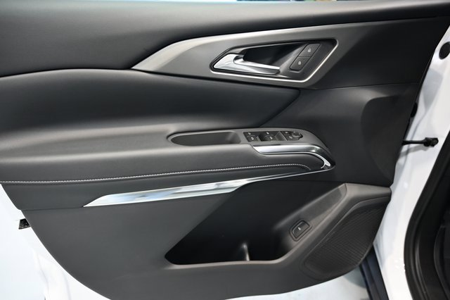 New 2026 Chevrolet Traverse LT w/ Driver Confidence Package image 24