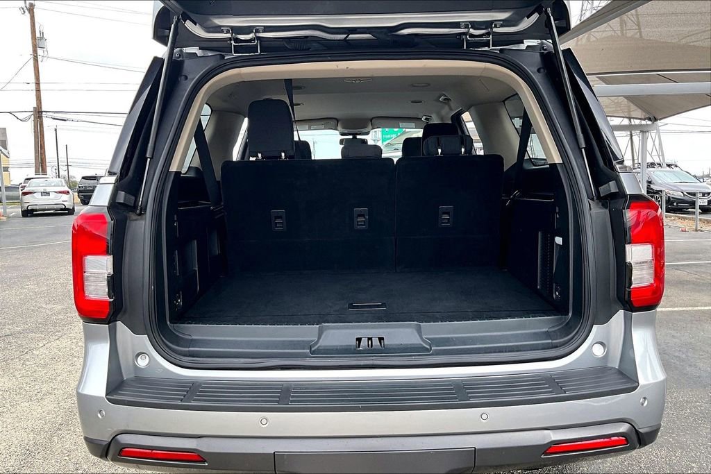 Used 2024 Ford Expedition Max XLT image 55