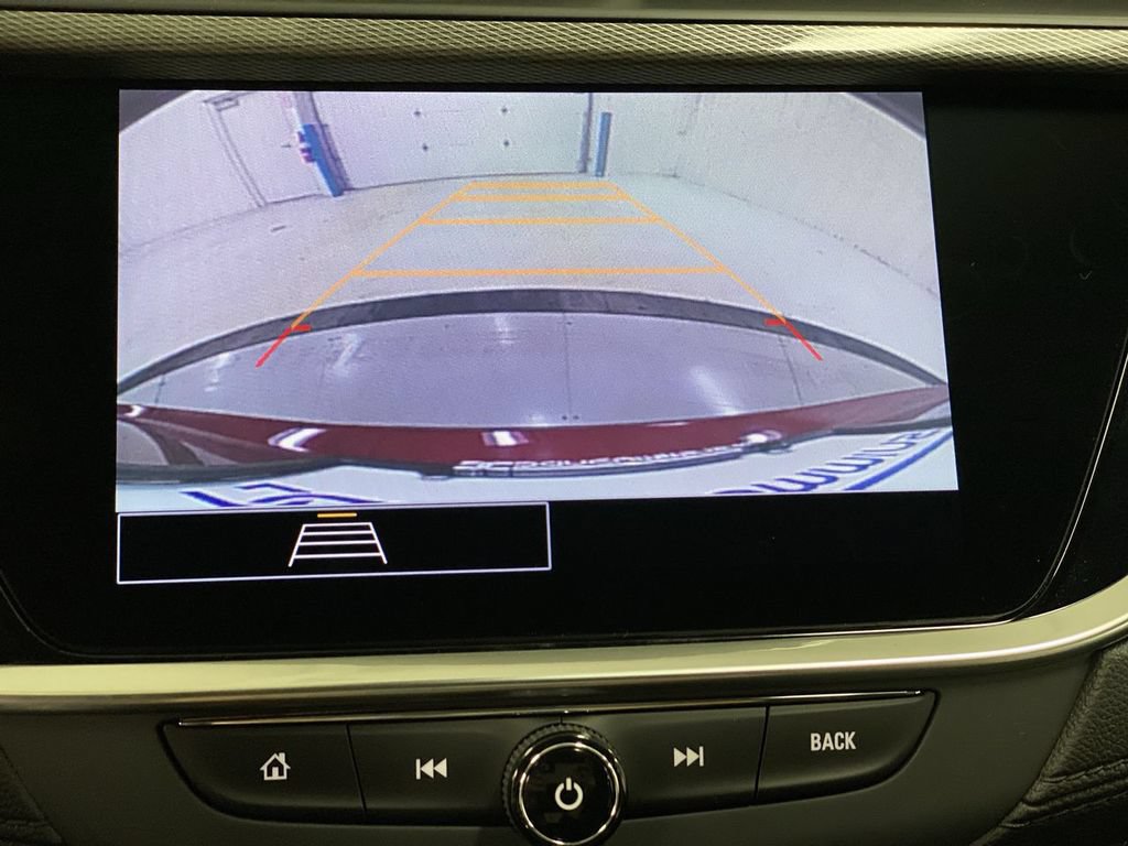 Used 2021 Buick Encore GX Select w/ Sport Touring Package FWD image 17
