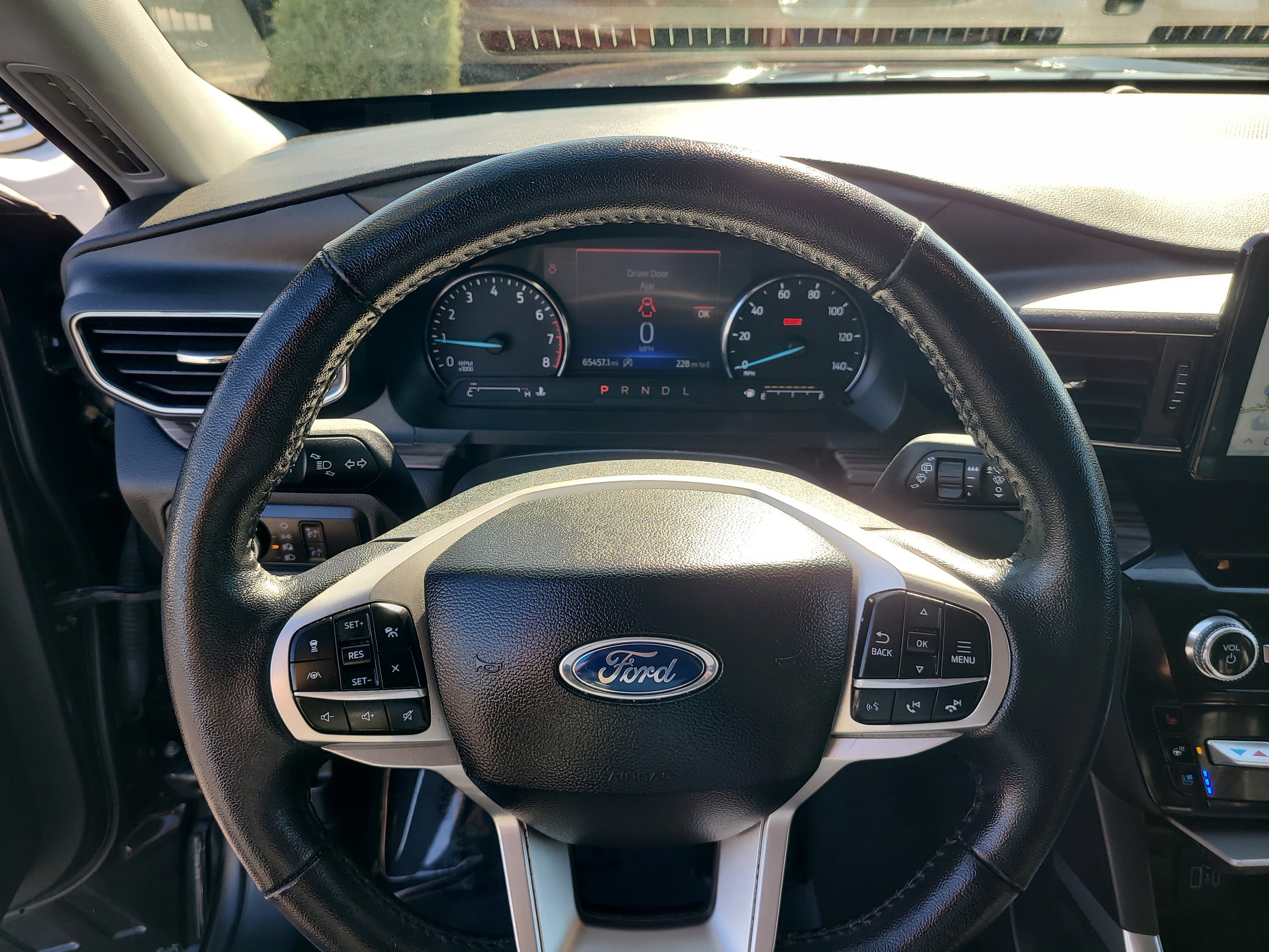 Used 2024 Ford Explorer Limited image 27