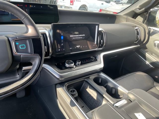 New 2025 Ford Expedition Platinum w/ Stealth Performance Package image 18