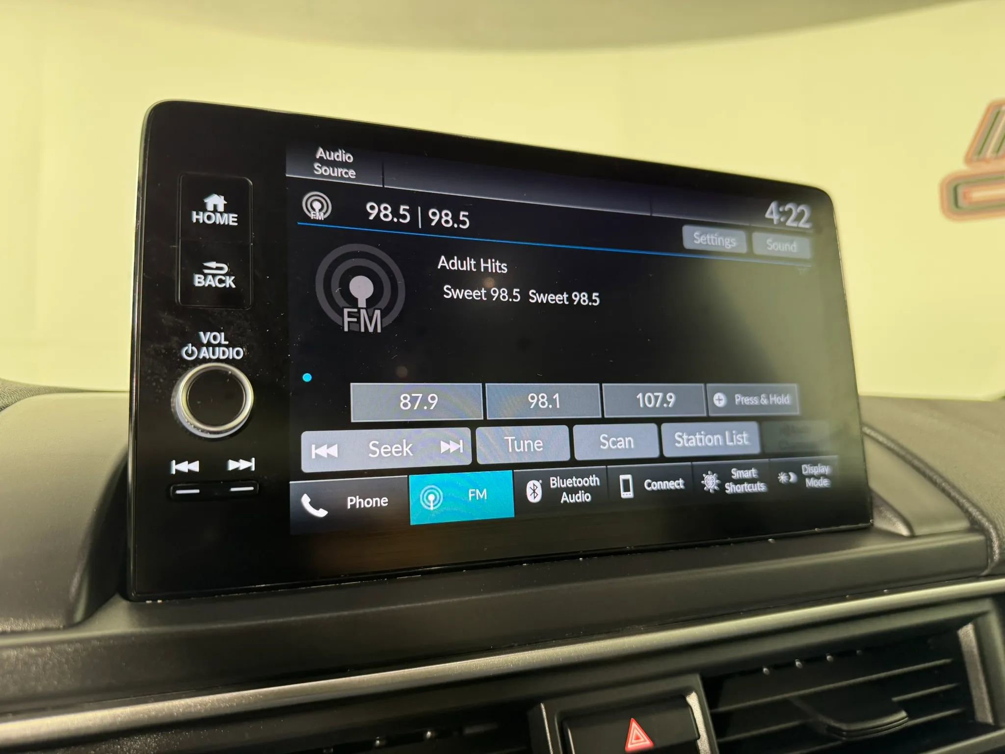 Used 2025 Honda Pilot EX-L image 19