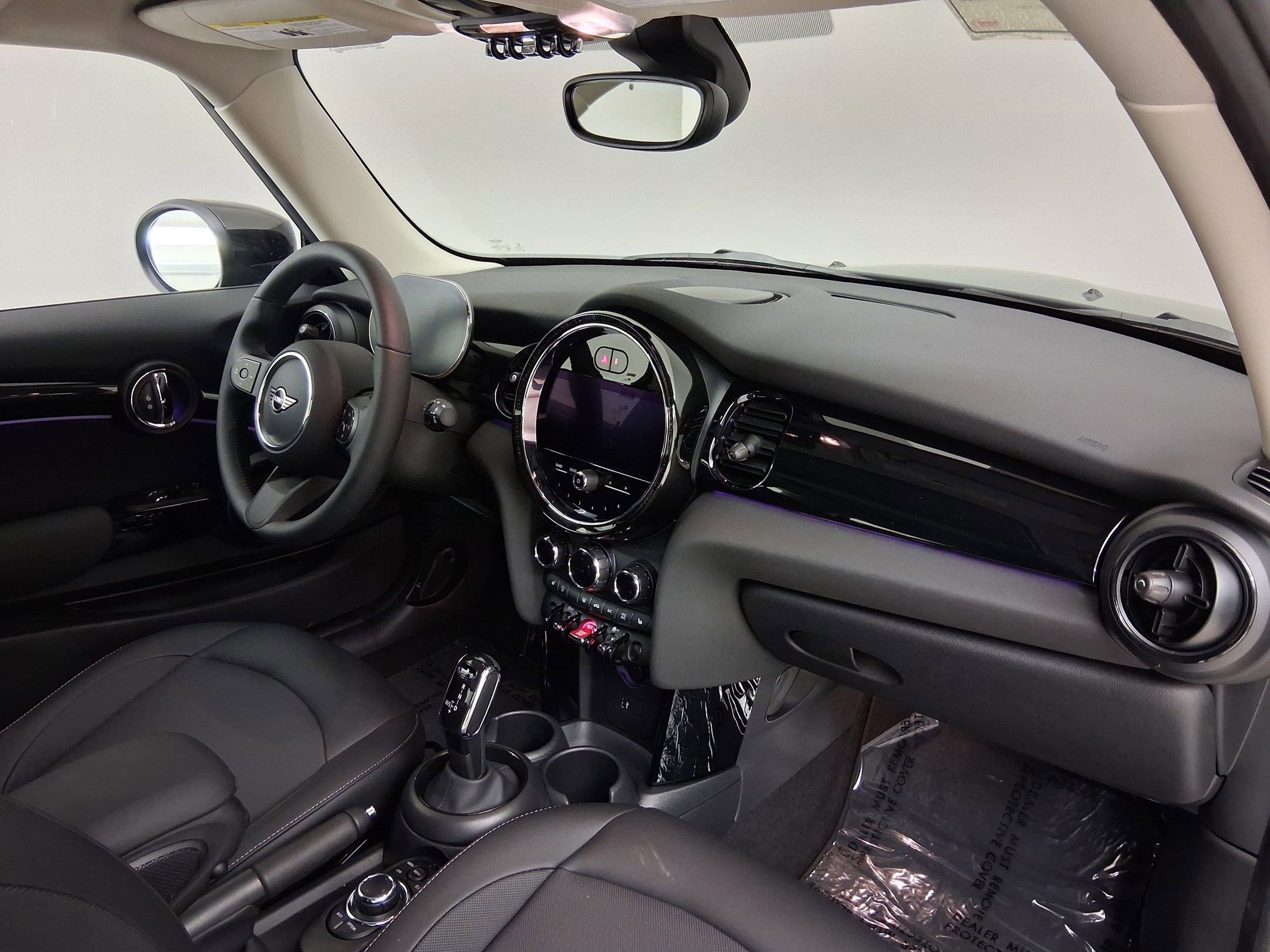 Certified 2023 MINI Cooper 2-Door Hardtop image 30