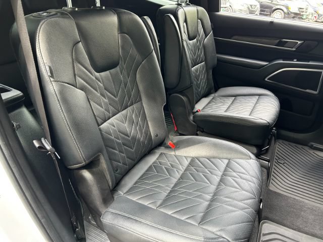 Used 2025 Kia Telluride SX X-Line AWD/4WD image 32