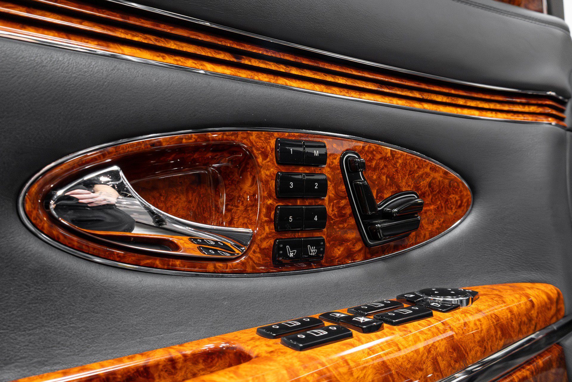 Used 2004 Maybach 57 image 68