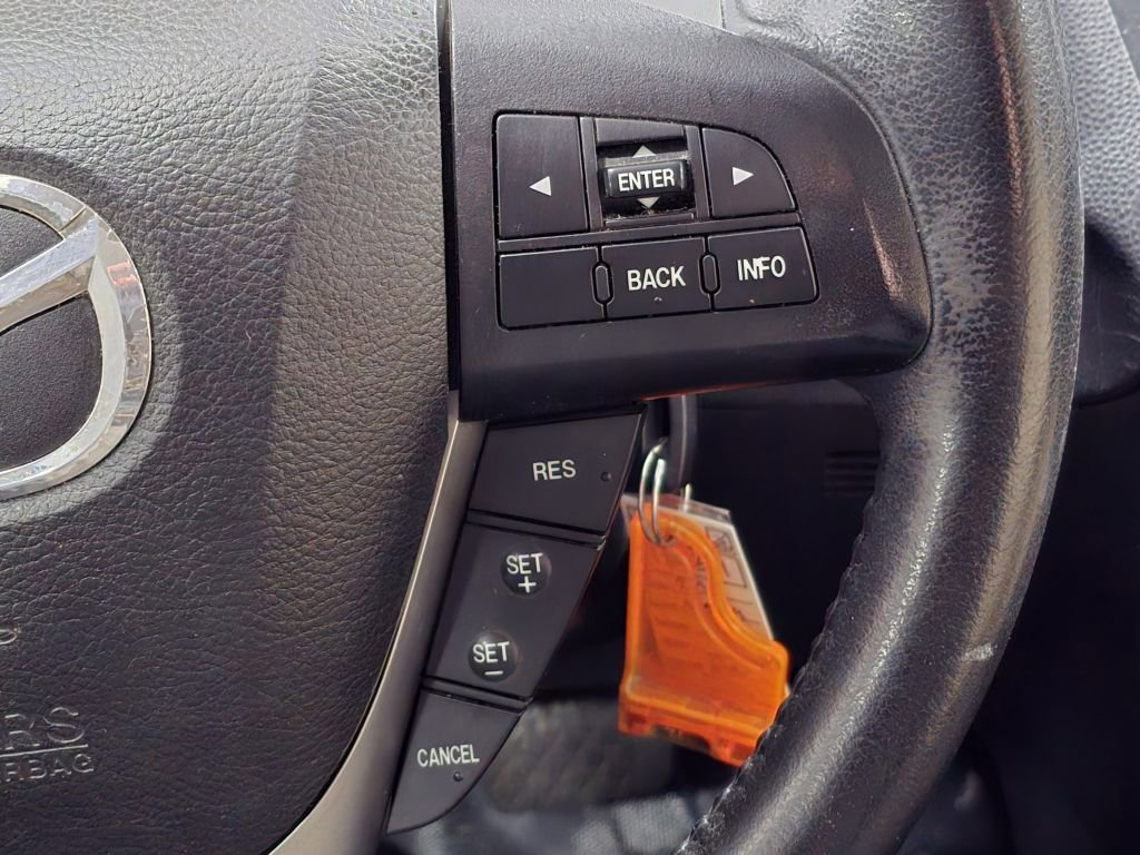 Used 2013 MAZDA MAZDA3 i Touring image 8