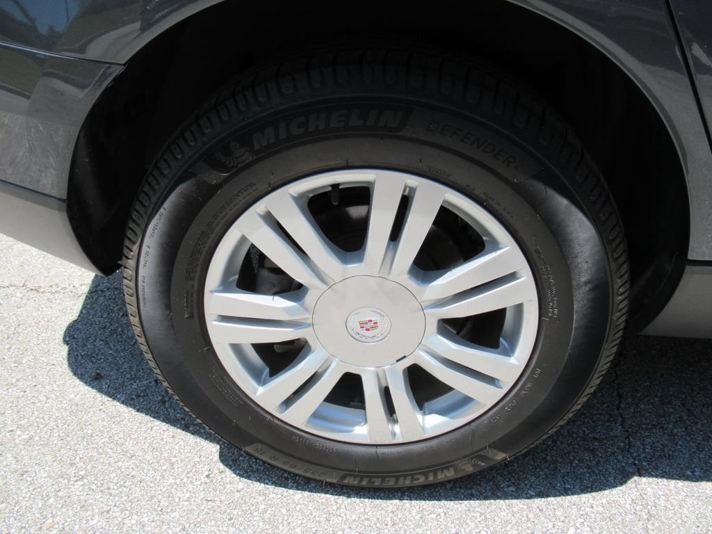 Used 2012 Cadillac SRX Luxury FWD image 8