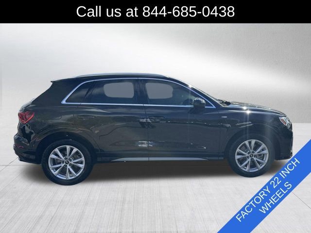 Used 2022 Audi Q3 2.0T Premium Plus w/ Premium Plus Package image 4