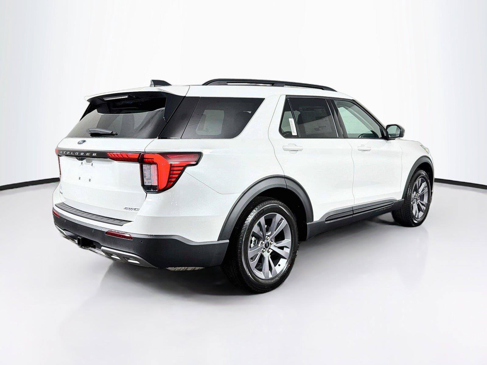 New 2026 Ford Explorer Active w/ Active Comfort Package AWD/4WD image 11