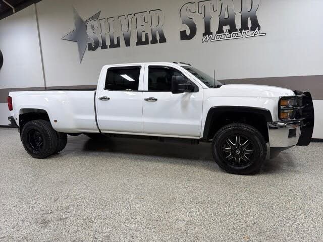 Used 2015 Chevrolet Silverado 3500 LTZ w/ Duramax Plus Package AWD/4WD image 43