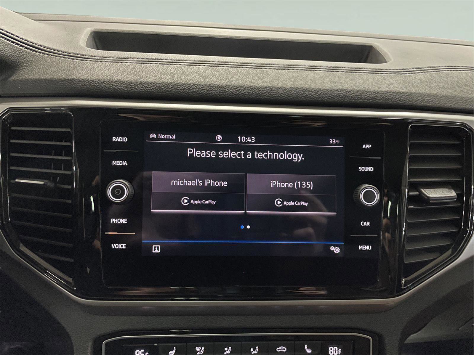 Used 2023 Volkswagen Atlas SE image 30