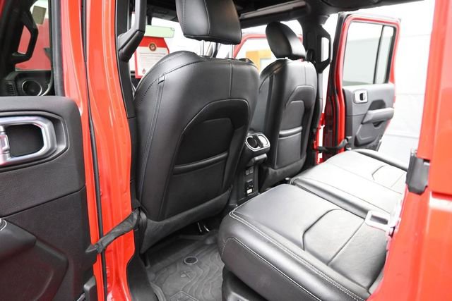 Used 2023 Jeep Wrangler Unlimited Sahara w/ Cold Weather Group AWD/4WD image 13