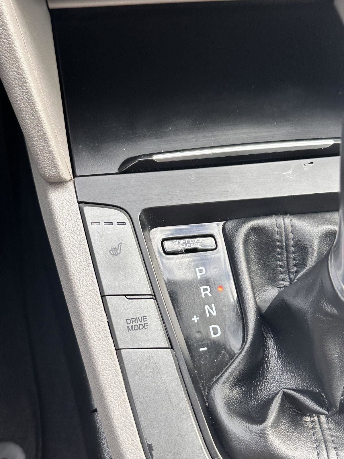 Used 2017 Hyundai Elantra SE w/ SE A/T Tech Package 03 image 19