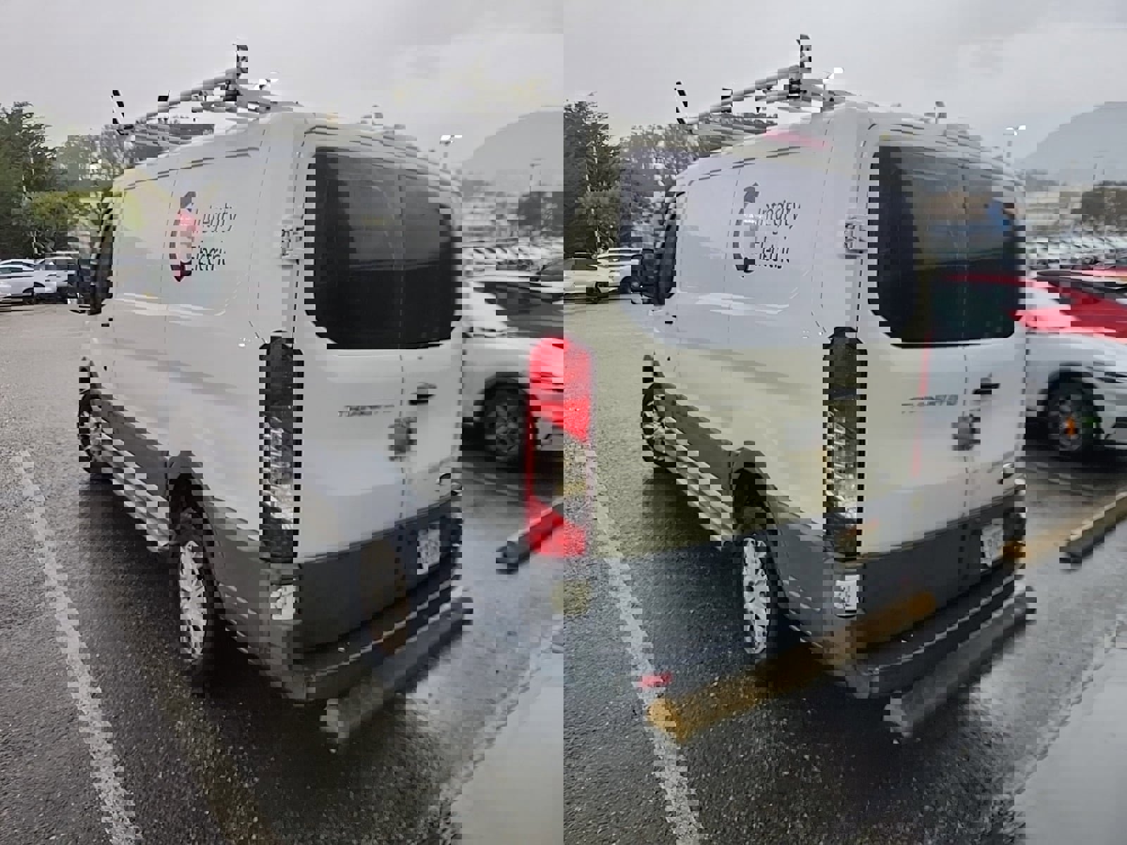 Used 2017 Ford Transit 250 130 Low Roof w/ Exterior Upgrade Package image 3