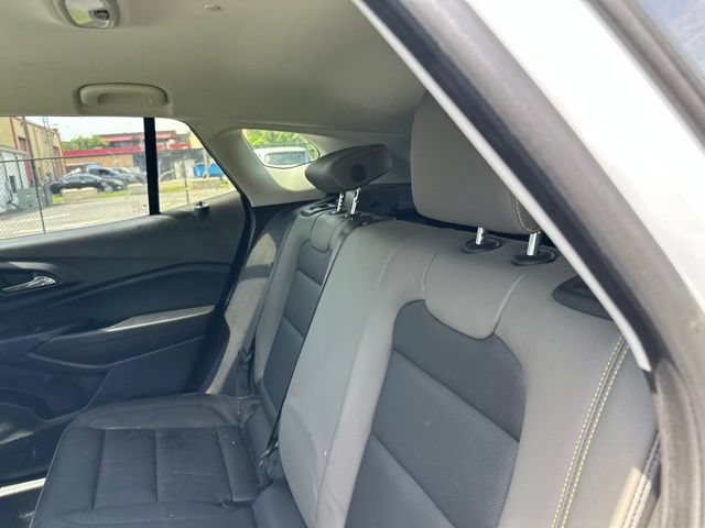 Used 2025 Chevrolet Trax ACTIV FWD image 16