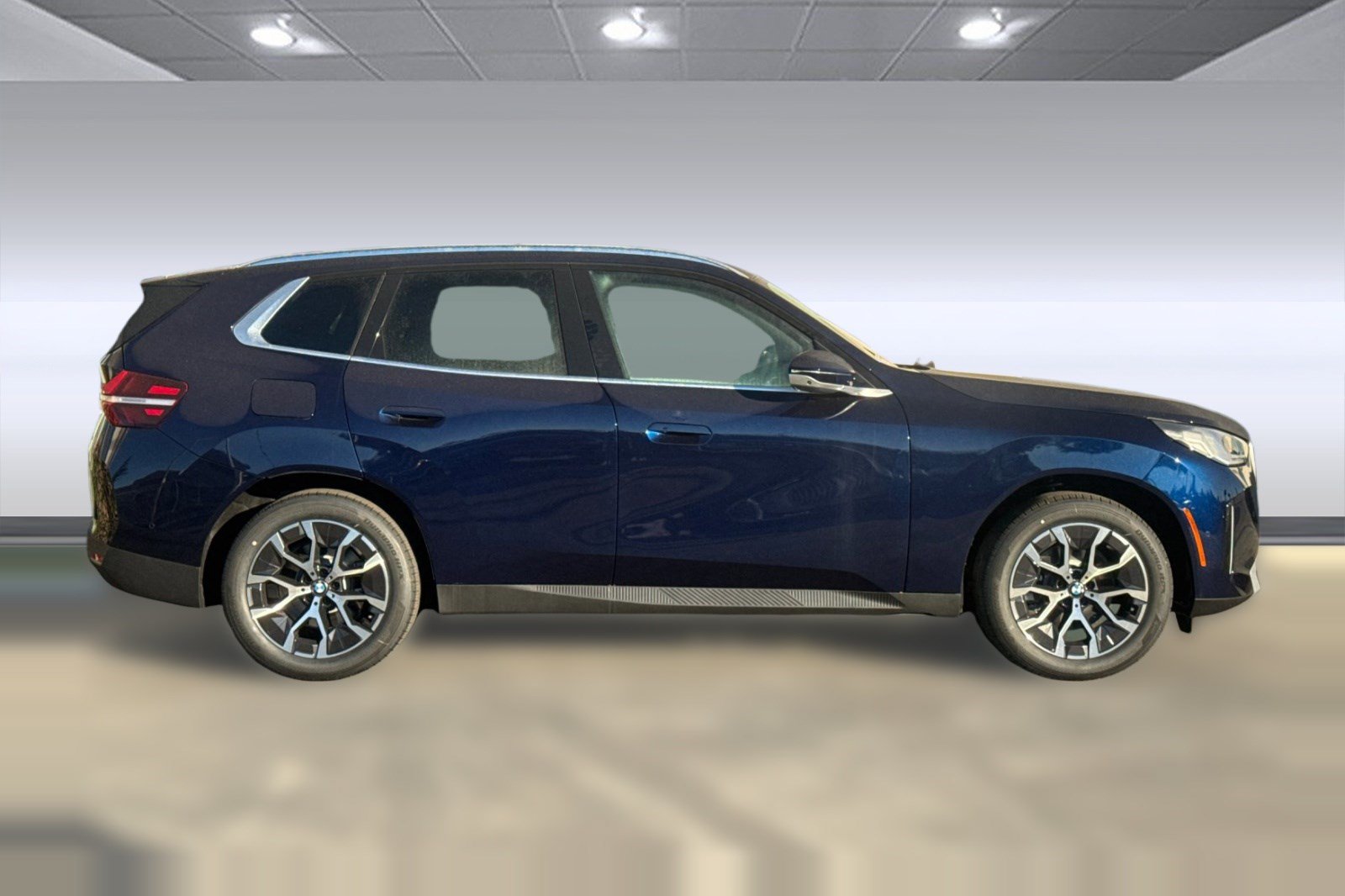 Used 2026 BMW X3 xDrive30i w/ Premium Package AWD/4WD image 7
