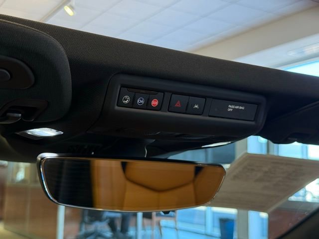 Used 2024 Chevrolet Corvette Stingray Preferred Conv w/ 2LT image 27