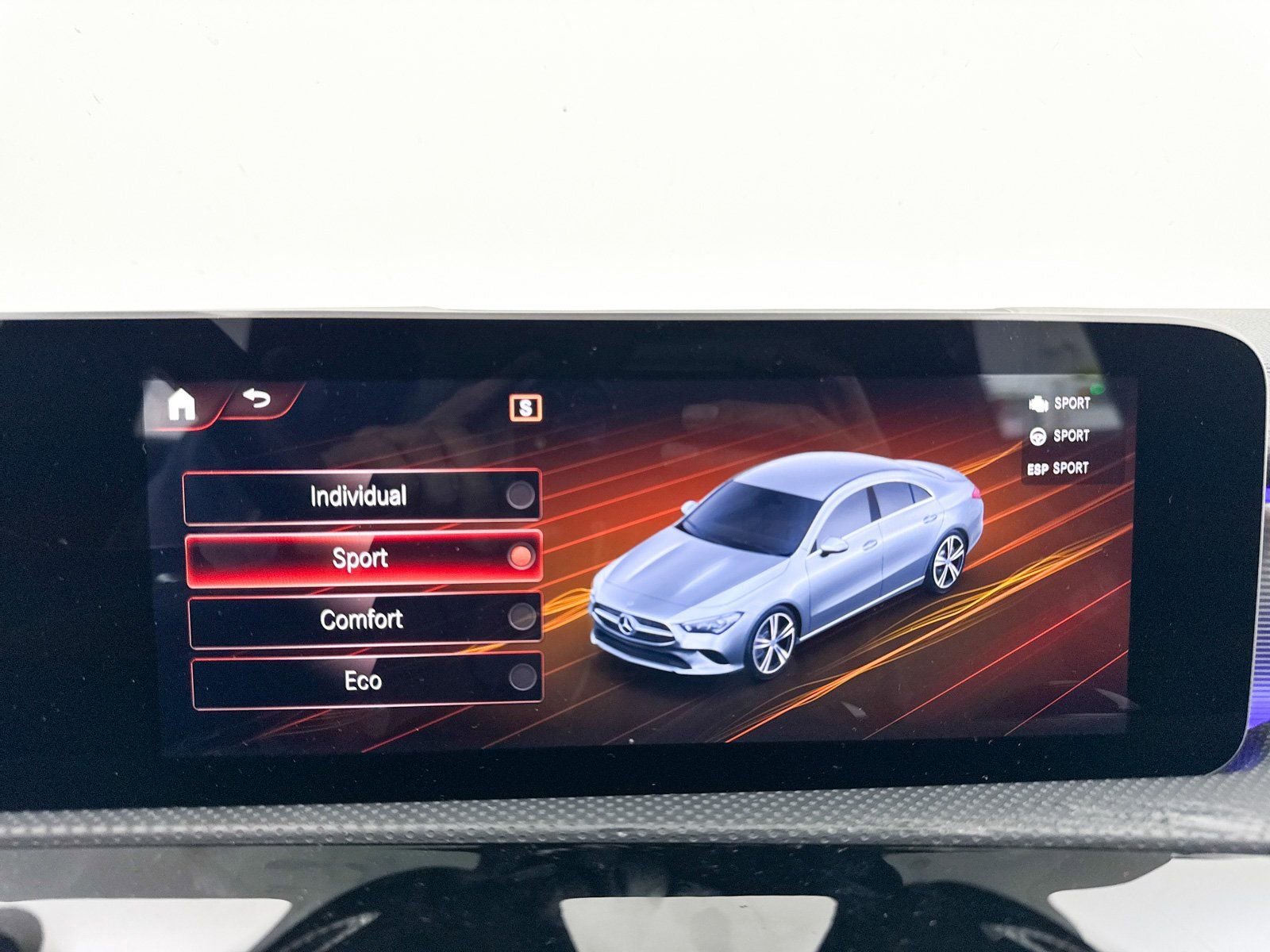 Used 2020 Mercedes-Benz CLA 250 image 10