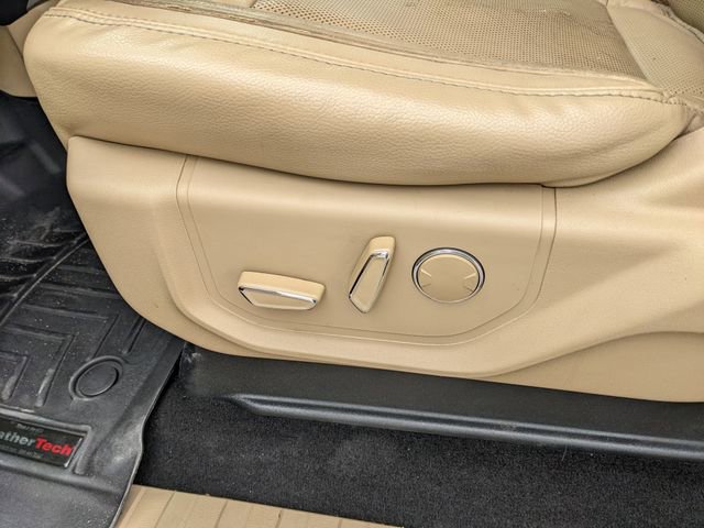 Used 2019 Ford F250 Lariat w/ Chrome Package image 22