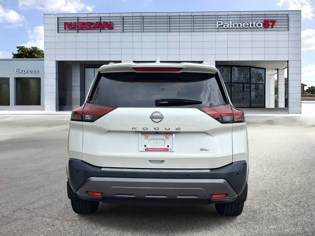Certified 2023 Nissan Rogue SL w/ SL Premium Package image 5