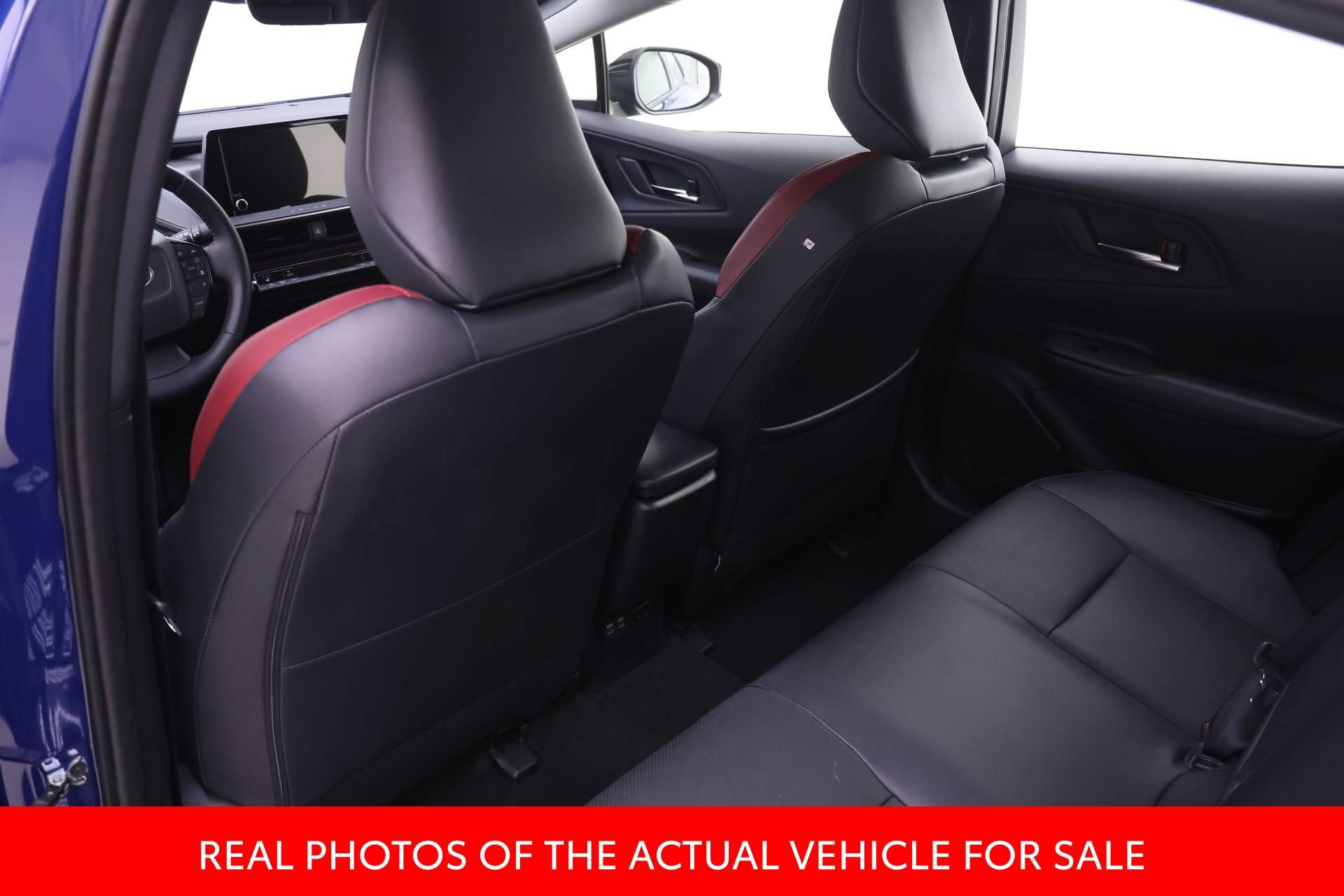 Certified 2024 Toyota Prius Prime FWD image 12