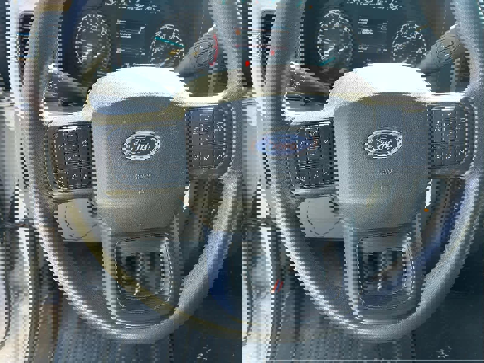 Used 2023 Ford F250 XL w/ STX Appearance Package AWD/4WD image 17