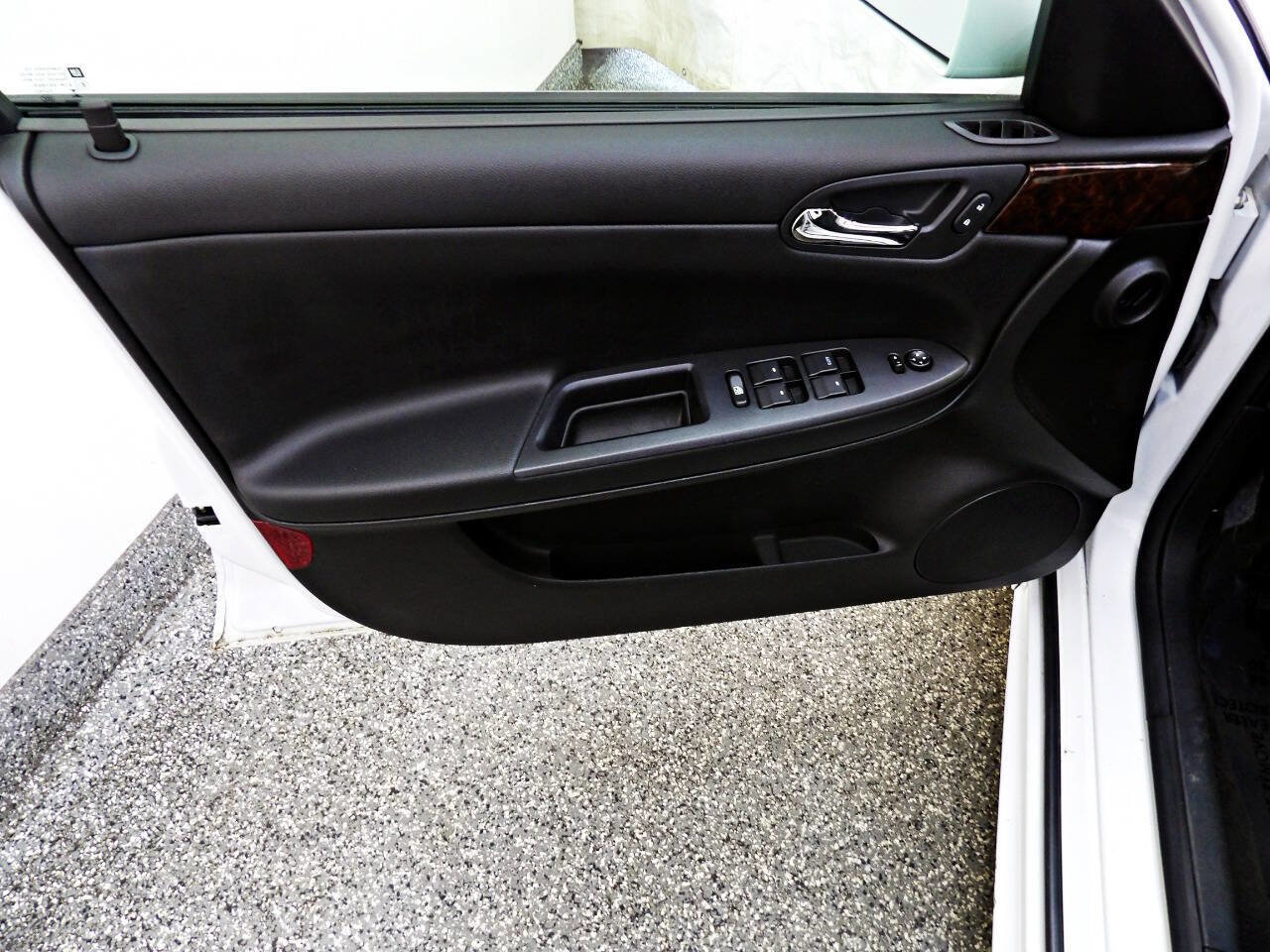 Used 2014 Chevrolet Impala Limited LS FWD image 7