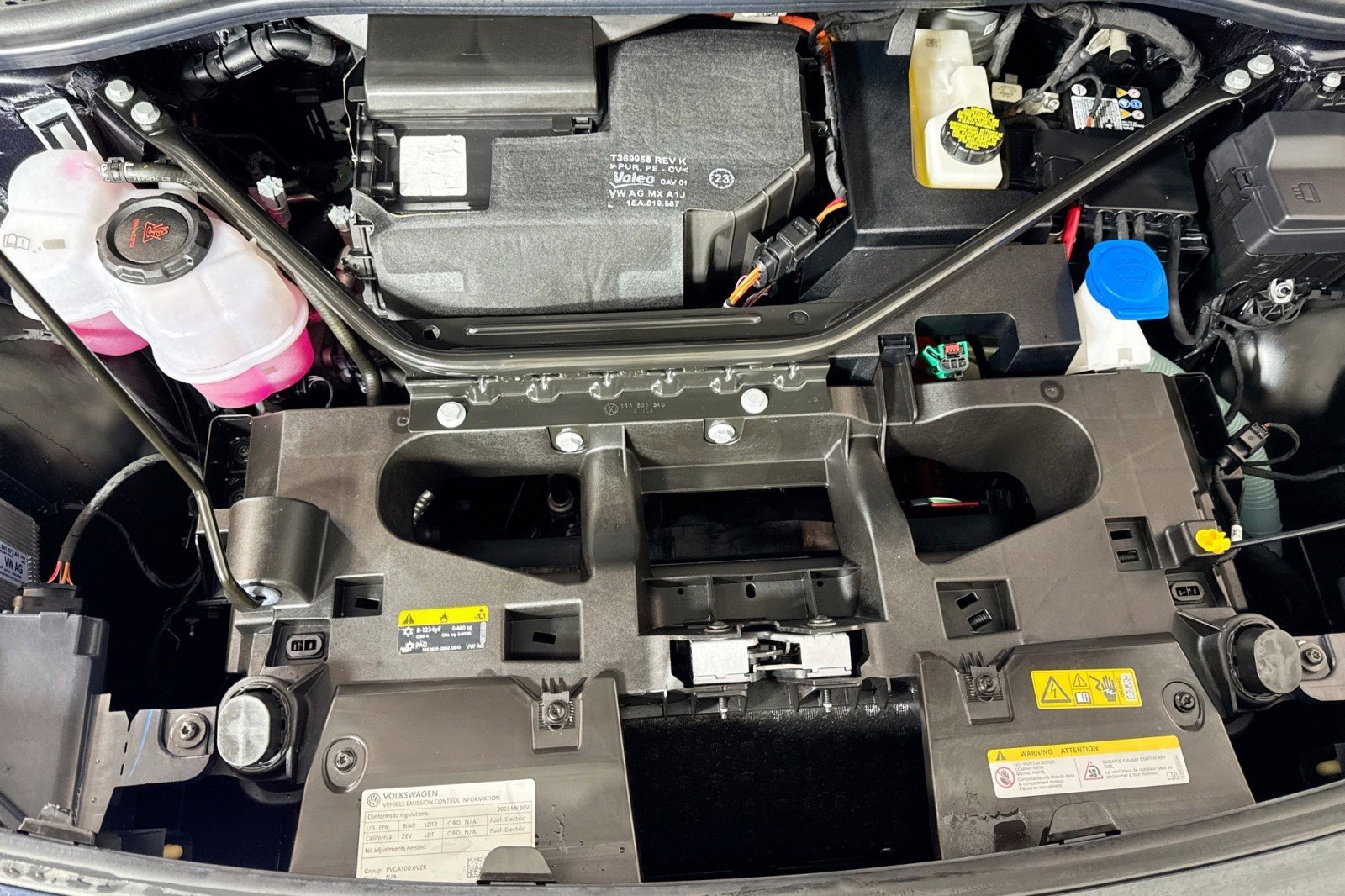 Used 2023 Volkswagen ID.4 S image 27