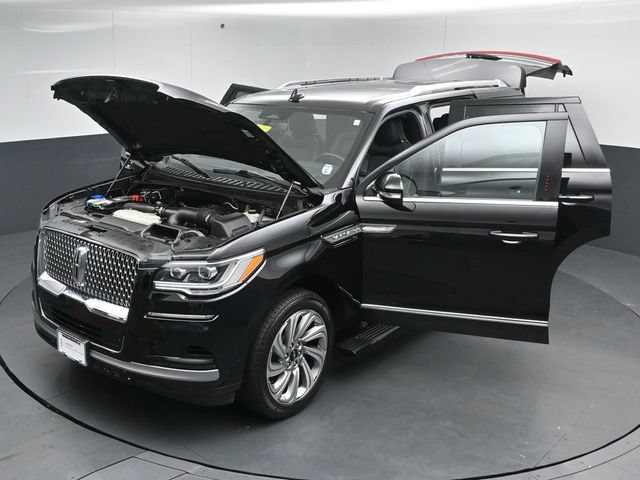 Certified 2023 Lincoln Navigator Reserve AWD/4WD image 58